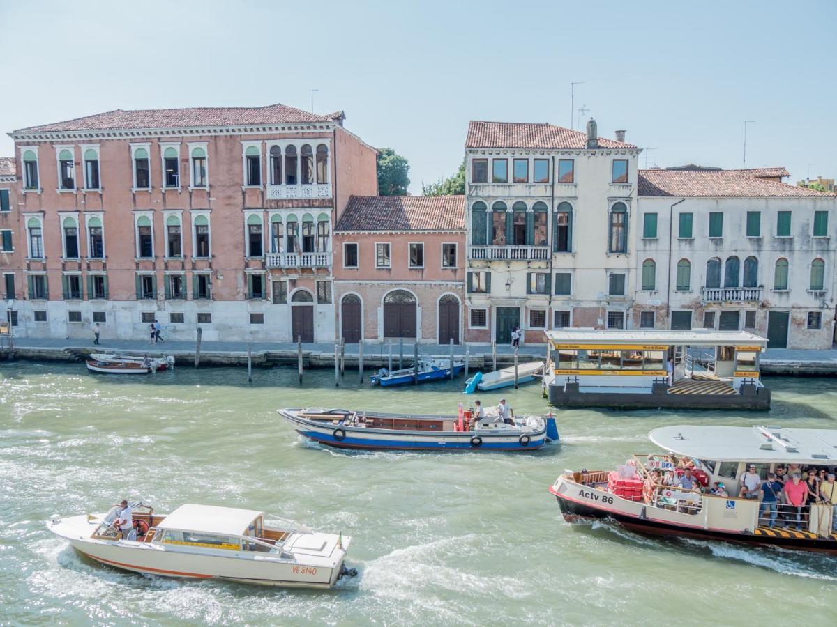 Palace Canal View By Wonderful Italy Venesia Bagian luar foto