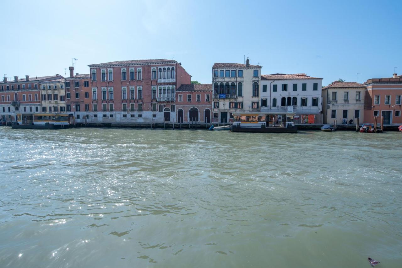 Palace Canal View By Wonderful Italy Venesia Bagian luar foto