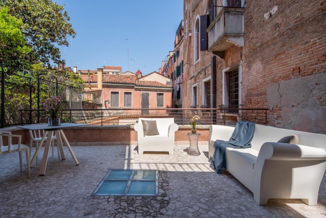 Palace Canal View By Wonderful Italy Venesia Bagian luar foto