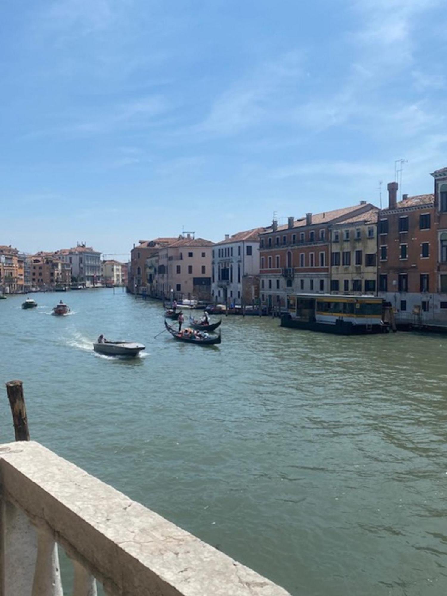 Palace Canal View By Wonderful Italy Venesia Bagian luar foto